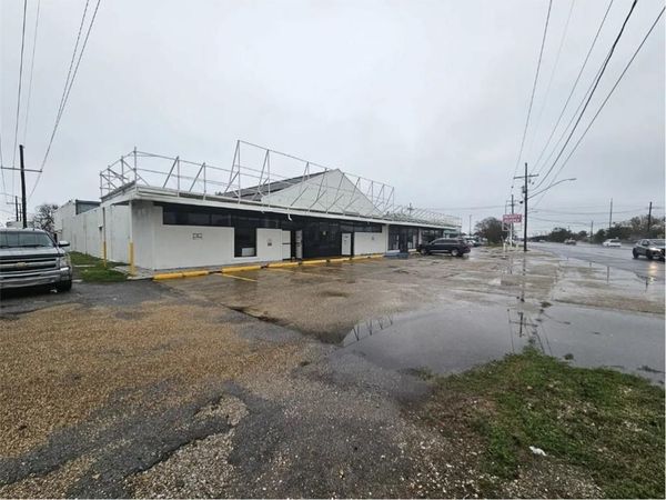 2314 AIRLINE Drive , Kenner, LA 70062