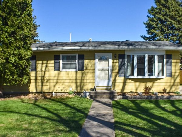 1410 19 1/2 Street S, Moorhead, MN 56560