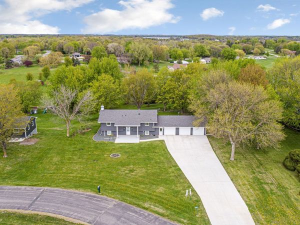 14159 Summit Lane, Waseca, MN 56093