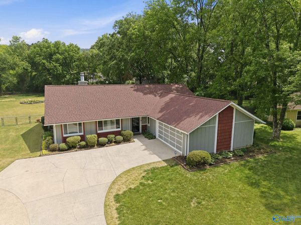 1906 W Tuliptree Drive SE, Huntsville, AL 35803