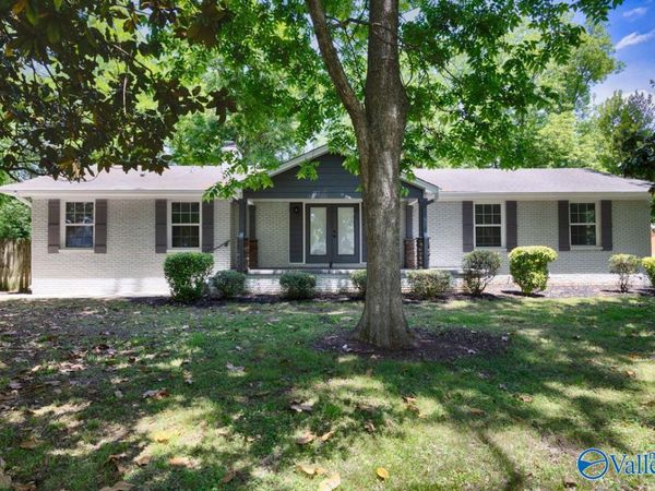 207 Lily Flagg Road SE, Huntsville, AL 35802