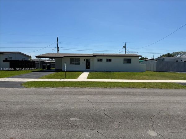 4211 SW 97th Pl , Miami, FL 33165