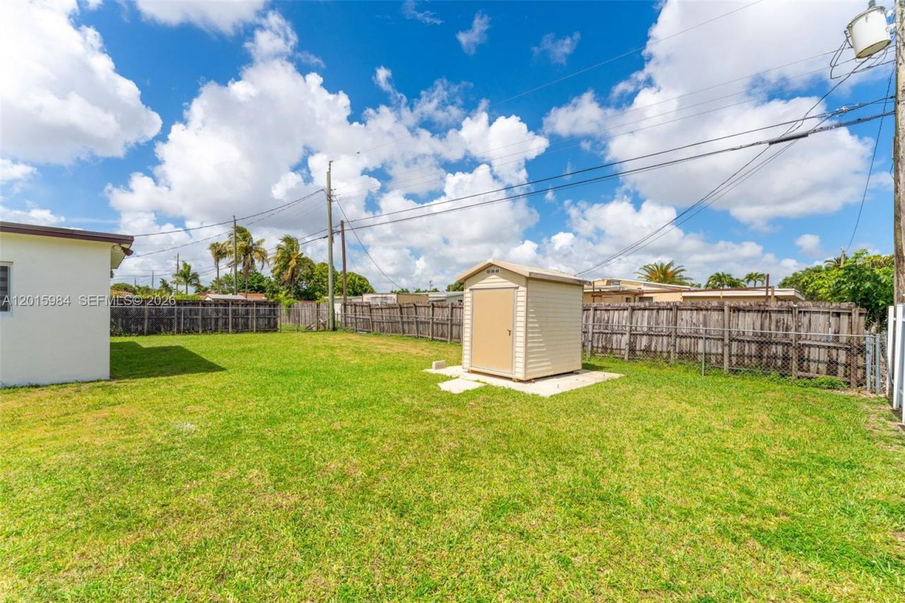 4211 SW 97th Pl , Miami, FL 33165 Photo