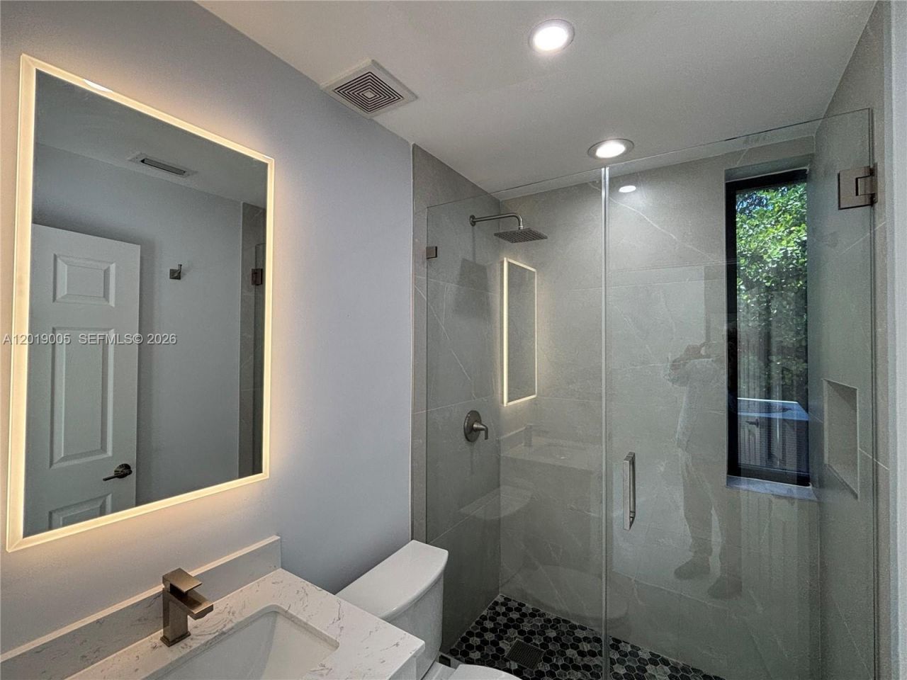 6220 SW 144th St , Coral Gables, FL 33158 Photo