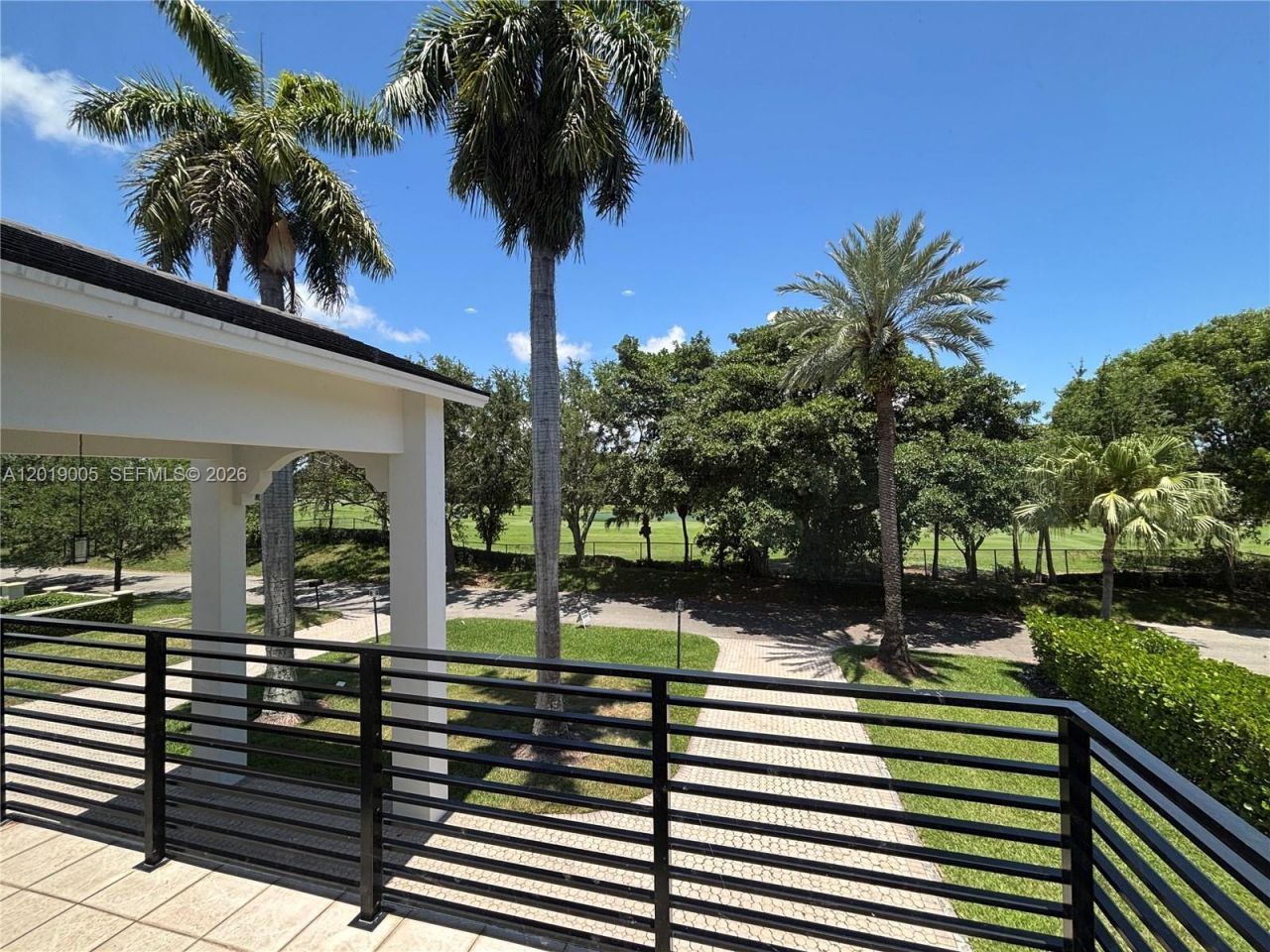 6220 SW 144th St , Coral Gables, FL 33158 Photo
