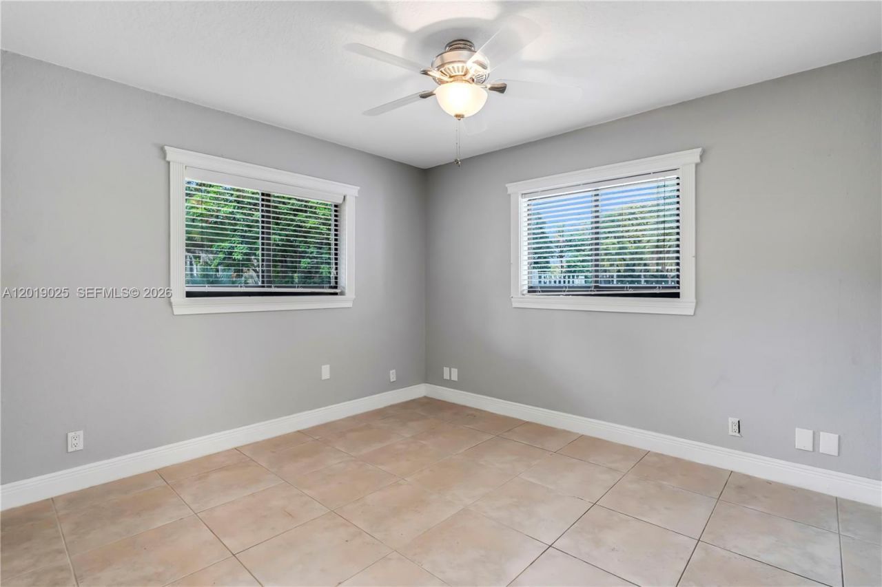 18201 SW 70th Pl, Southwest Ranches, FL 33331 Photo