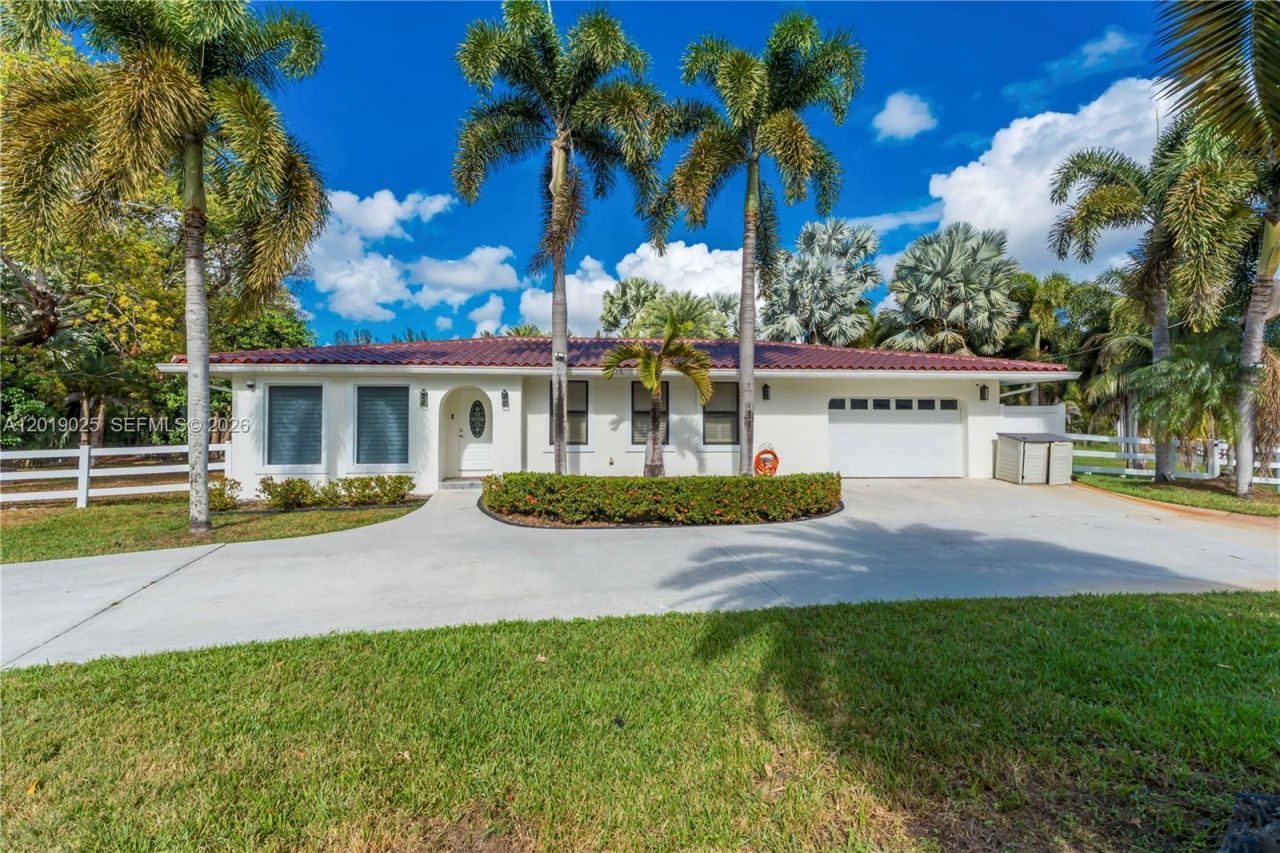 18201 SW 70th Pl, Southwest Ranches, FL 33331 Photo