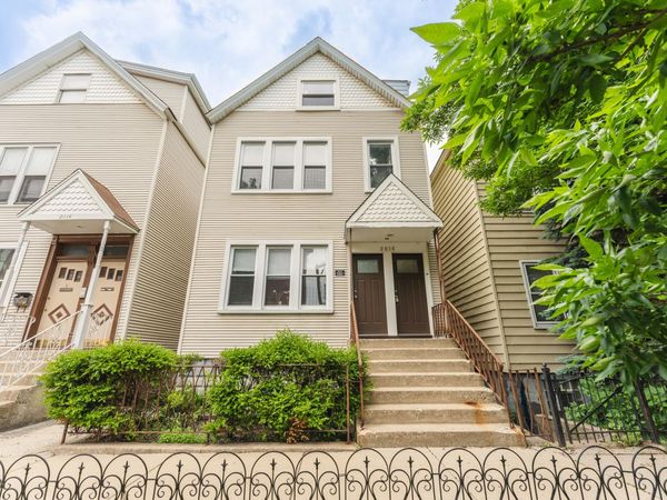2616 N Marshfield Avenue , Chicago, IL 60614