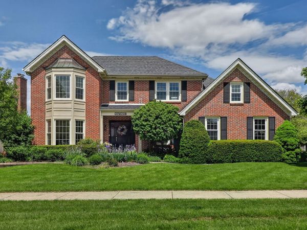 27W228 Heather Lane , Winfield, IL 60190