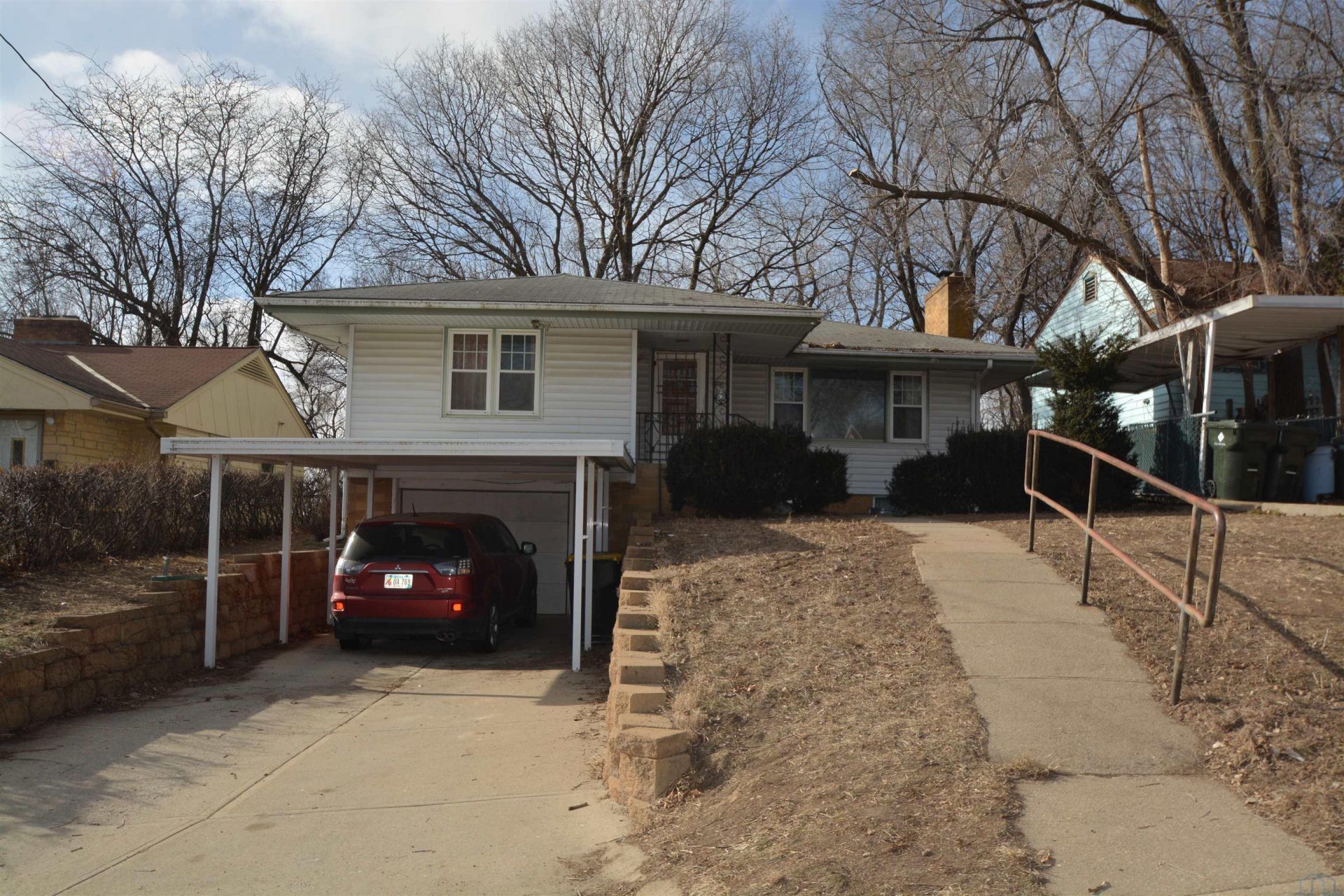 3231 Virginia St, Sioux City, IA 51104 Main Photo