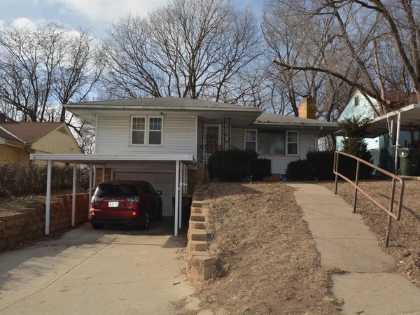 3231 Virginia St, Sioux City, IA 51104