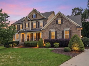 2801 Bending Tree Court, Raleigh, NC 27613