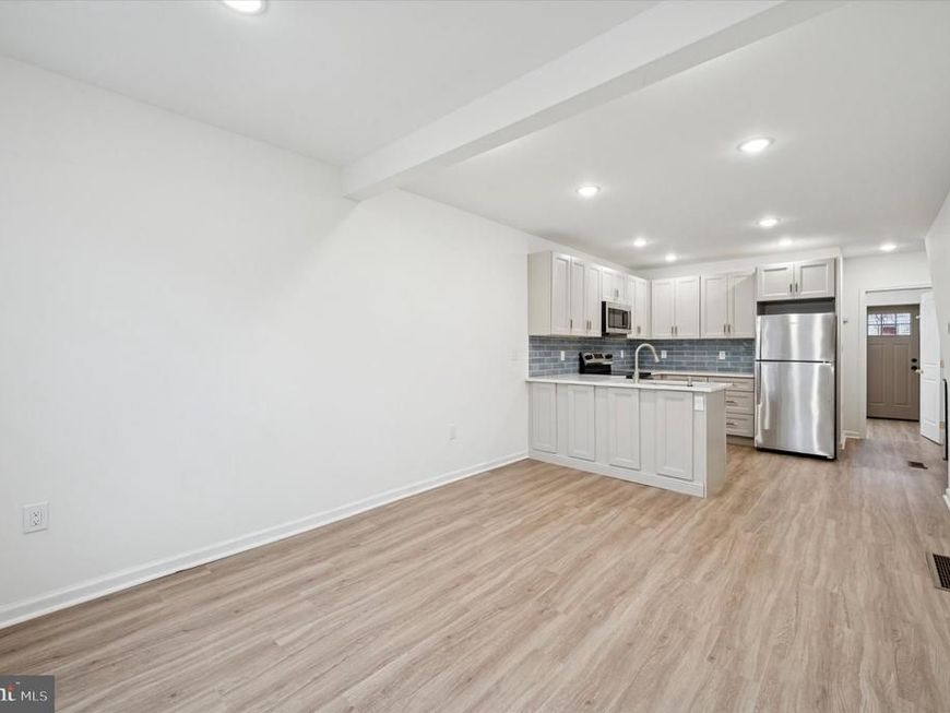 2553 S Dewey Street , Unit 1, Philadelphia, PA 19142 Main Photo