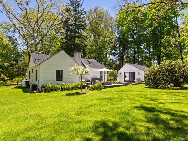 49 Clinton Road , Bedford Hills, NY 10507