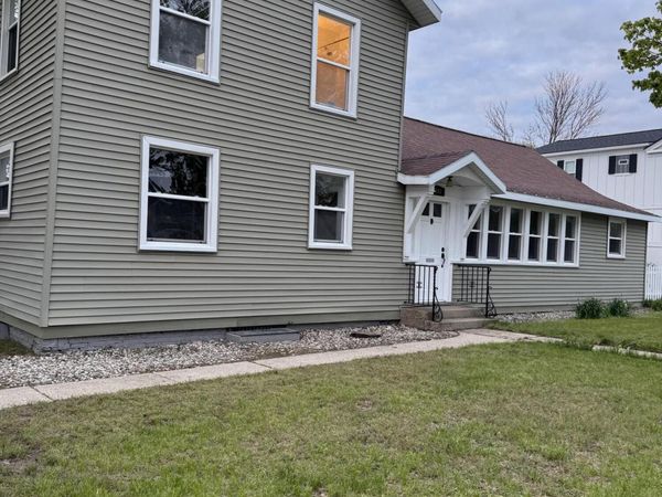 103 E Savidge Street, Spring Lake, MI 49456
