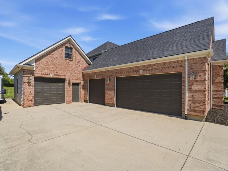 982 Brookmere Avenue, Tipp City, OH 45371 Photo 25