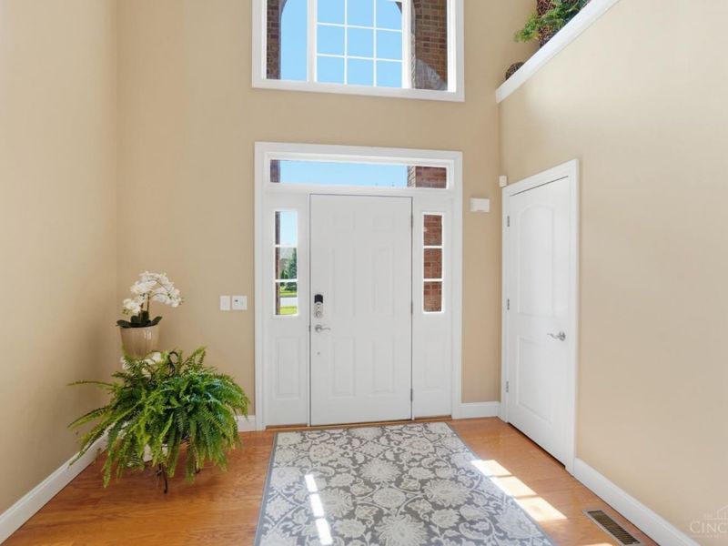 982 Brookmere Avenue, Tipp City, OH 45371 Photo 32