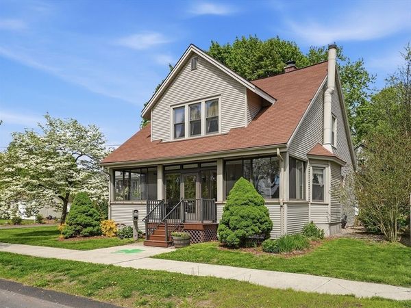 21 Elmwood Avenue, West Springfield, MA 01089