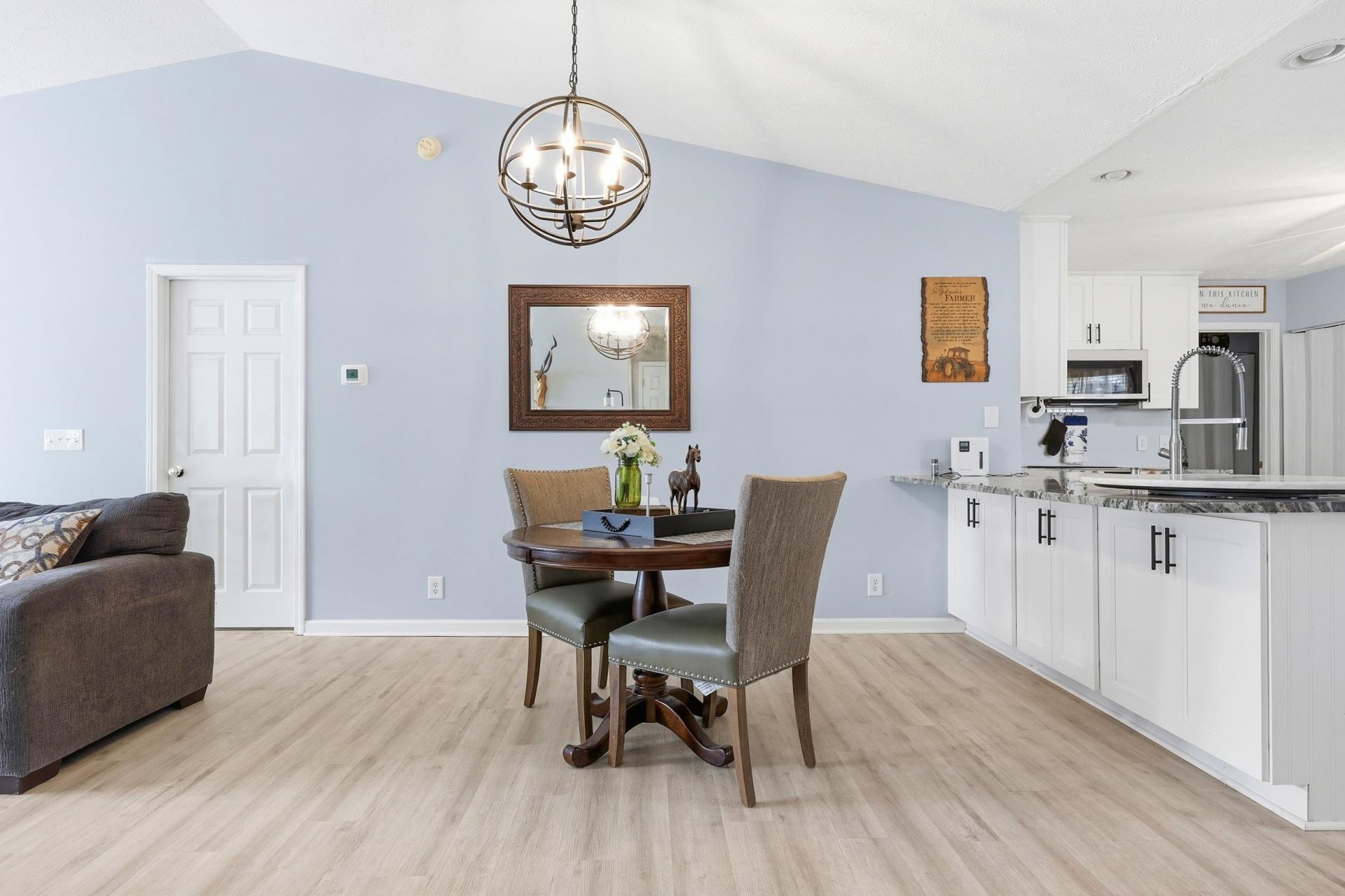 4214 Wrens Crossing Photo 10