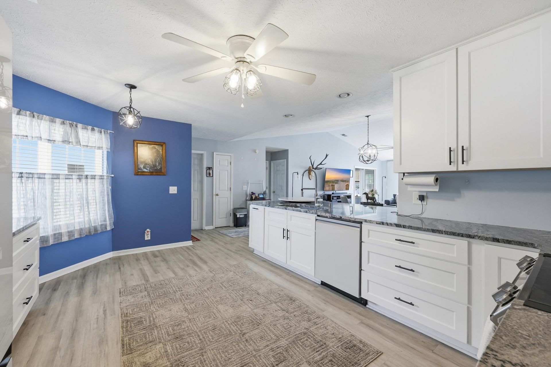 4214 Wrens Crossing Photo 13
