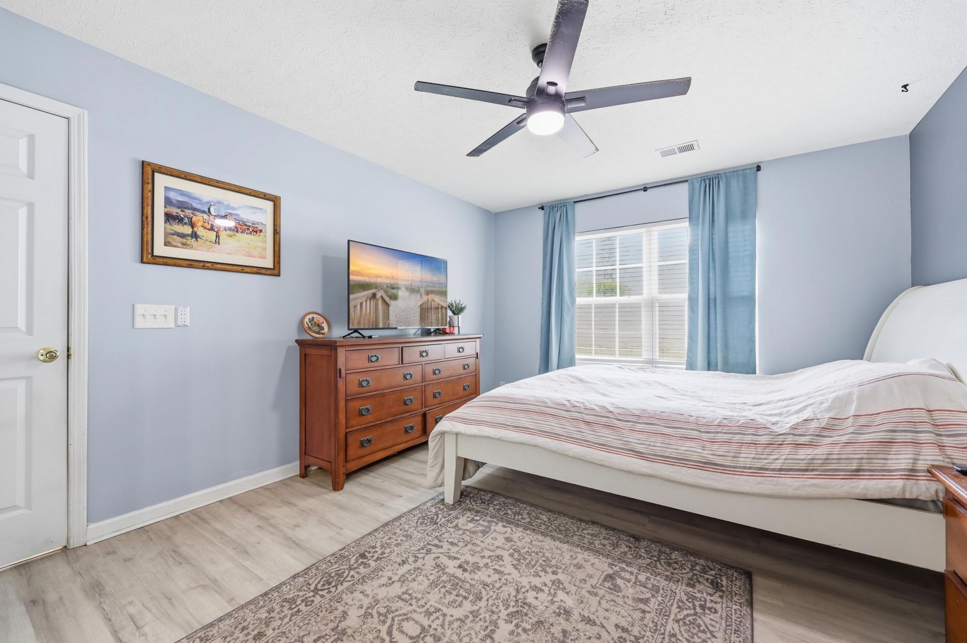 4214 Wrens Crossing Photo 16
