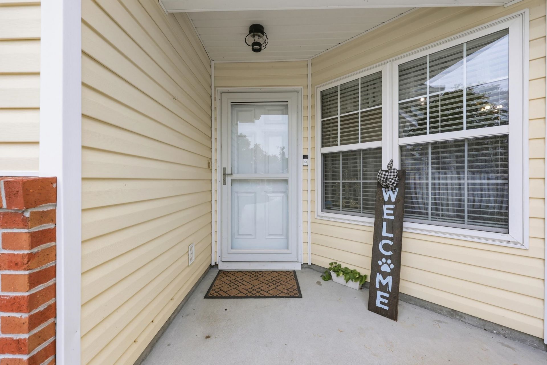 4214 Wrens Crossing Photo 2