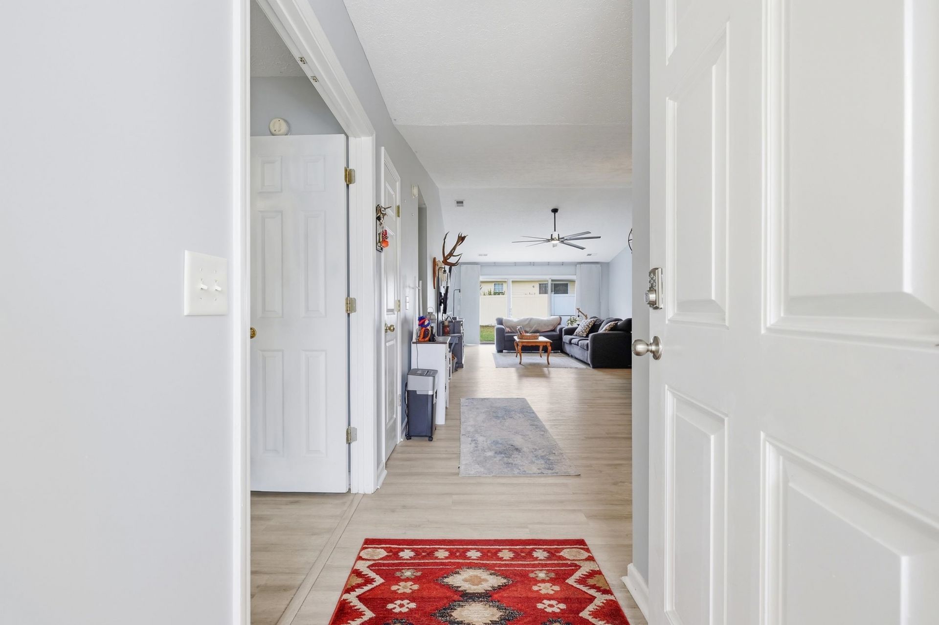 4214 Wrens Crossing Photo 3