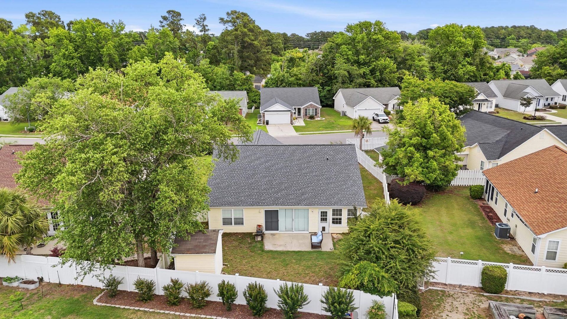4214 Wrens Crossing Photo 36
