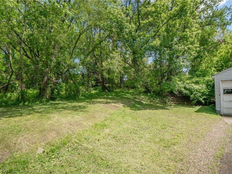 1706 31st Street NW, Canton, OH 44709 Photo 25