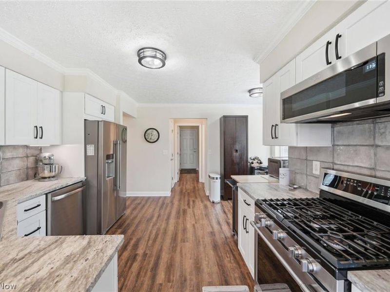 8704 Wakefield Run, North Ridgeville, OH 44039 Photo 10