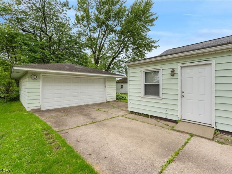 485 Grosvenor Avenue NW, Massillon, OH 44647 Photo 21