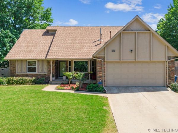 5732 E 64th Street , Tulsa, OK 74136