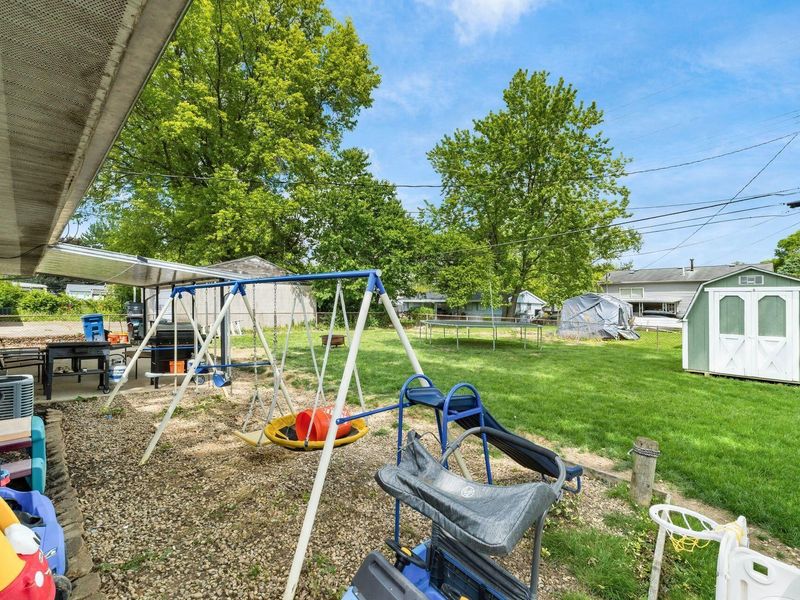 332 Baroness Way , Columbus, OH 43230 Photo 29