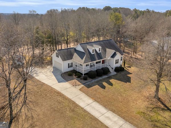 3020 Meadow Trail, Loganville, GA 30052