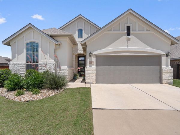 101 Permian LN , Liberty Hill, TX 78642