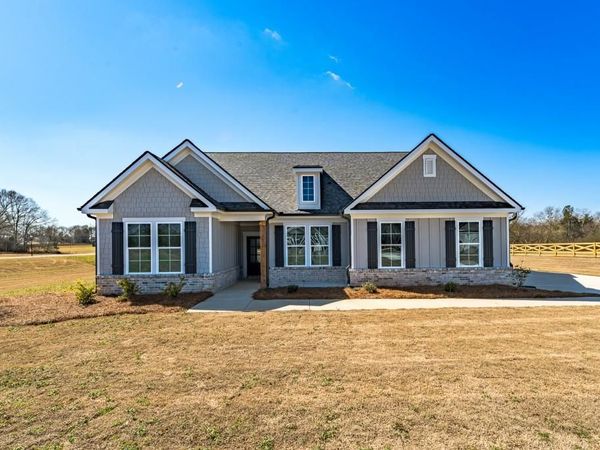 28 Tomahawk Trail , Good Hope, GA 30641