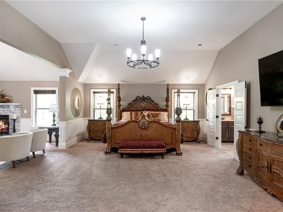 Property Image 32
