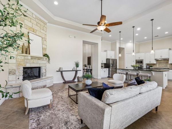 500 Dream Catcher DR, Leander, TX 78641