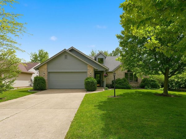 631 Autumn Ridge Lane, Fort Wayne, IN 46804