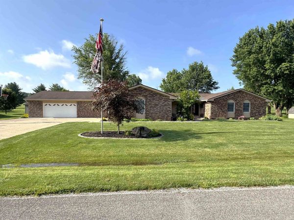 3137 W Tam O Shanter Drive, Crawfordsville, IN 47933
