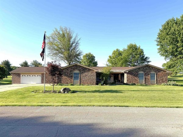 3137 W Tam O Shanter Drive, Crawfordsville, IN 47933