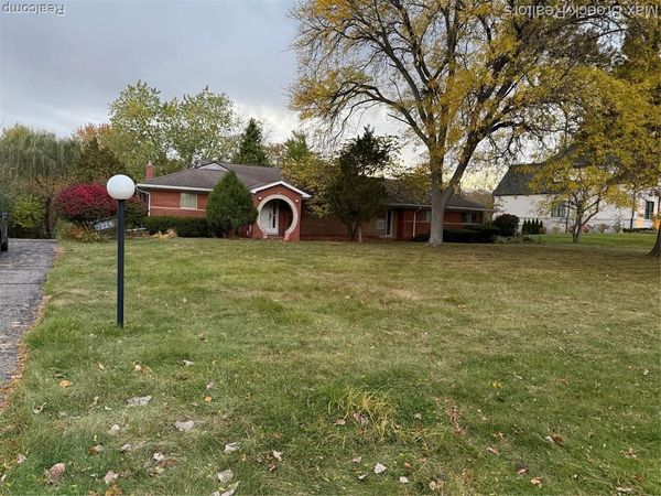 7224 Old Mill Road, Bloomfield Hills, MI 48301