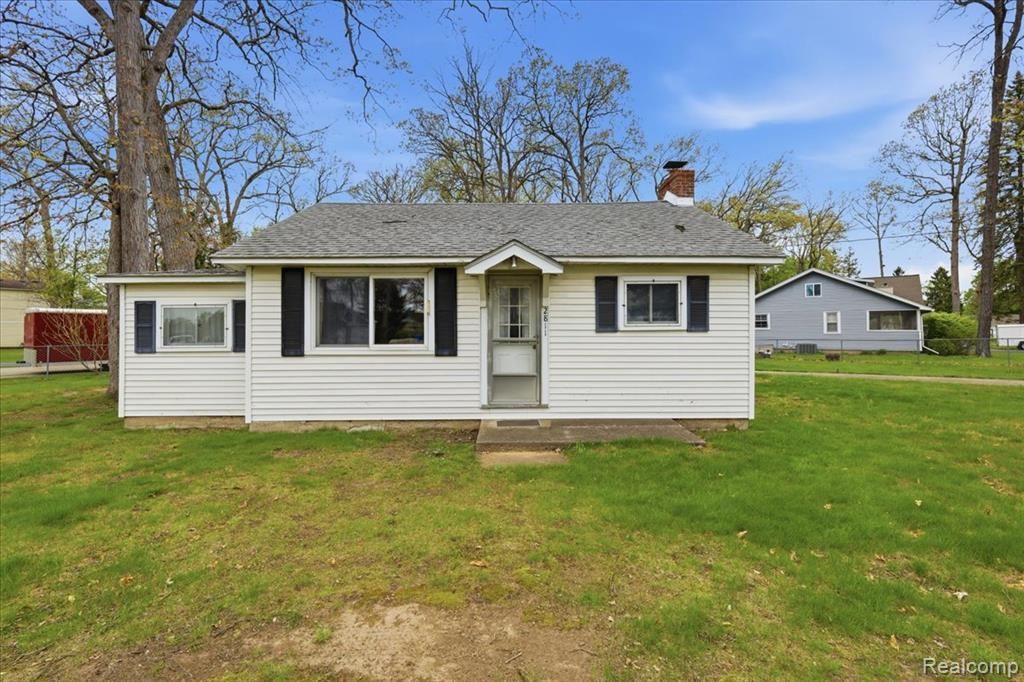 2811 Orange Grove Road, Waterford Township, MI 48329 Main Photo