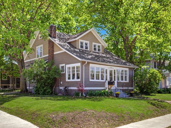 926 Grand Avenue, Ames, IA 50010