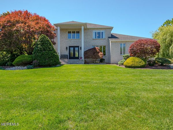 6 Buck Drive, Freehold, NJ 07728
