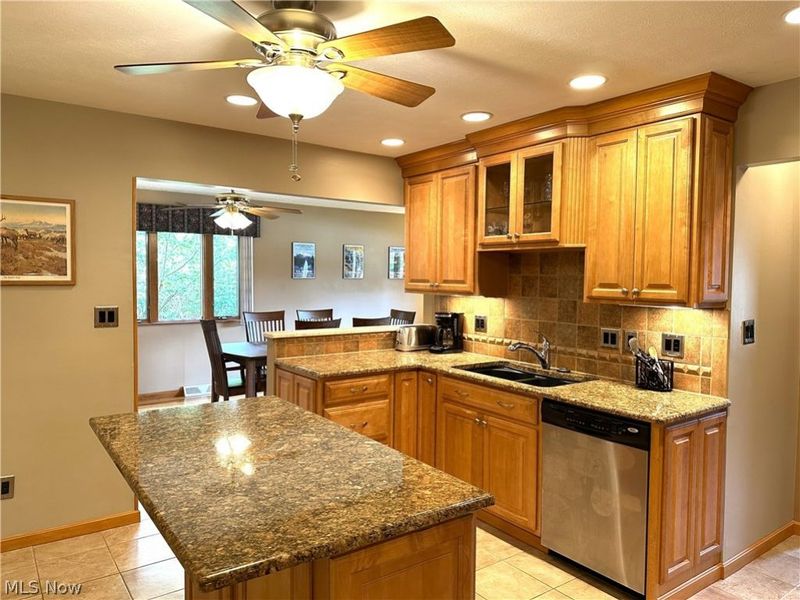 26771 Leenders Lane, North Olmsted, OH 44070 Photo 10