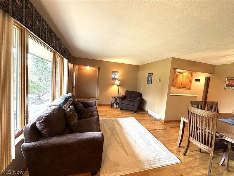 26771 Leenders Lane, North Olmsted, OH 44070 Photo 3