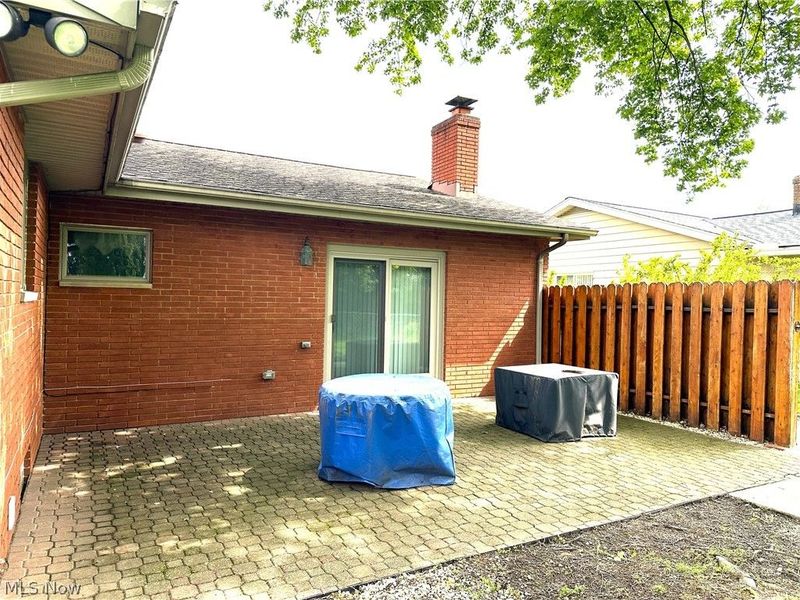 26771 Leenders Lane, North Olmsted, OH 44070 Photo 39