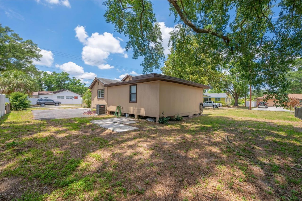 1201 E Norfolk Street, Tampa, FL 33604 Photo