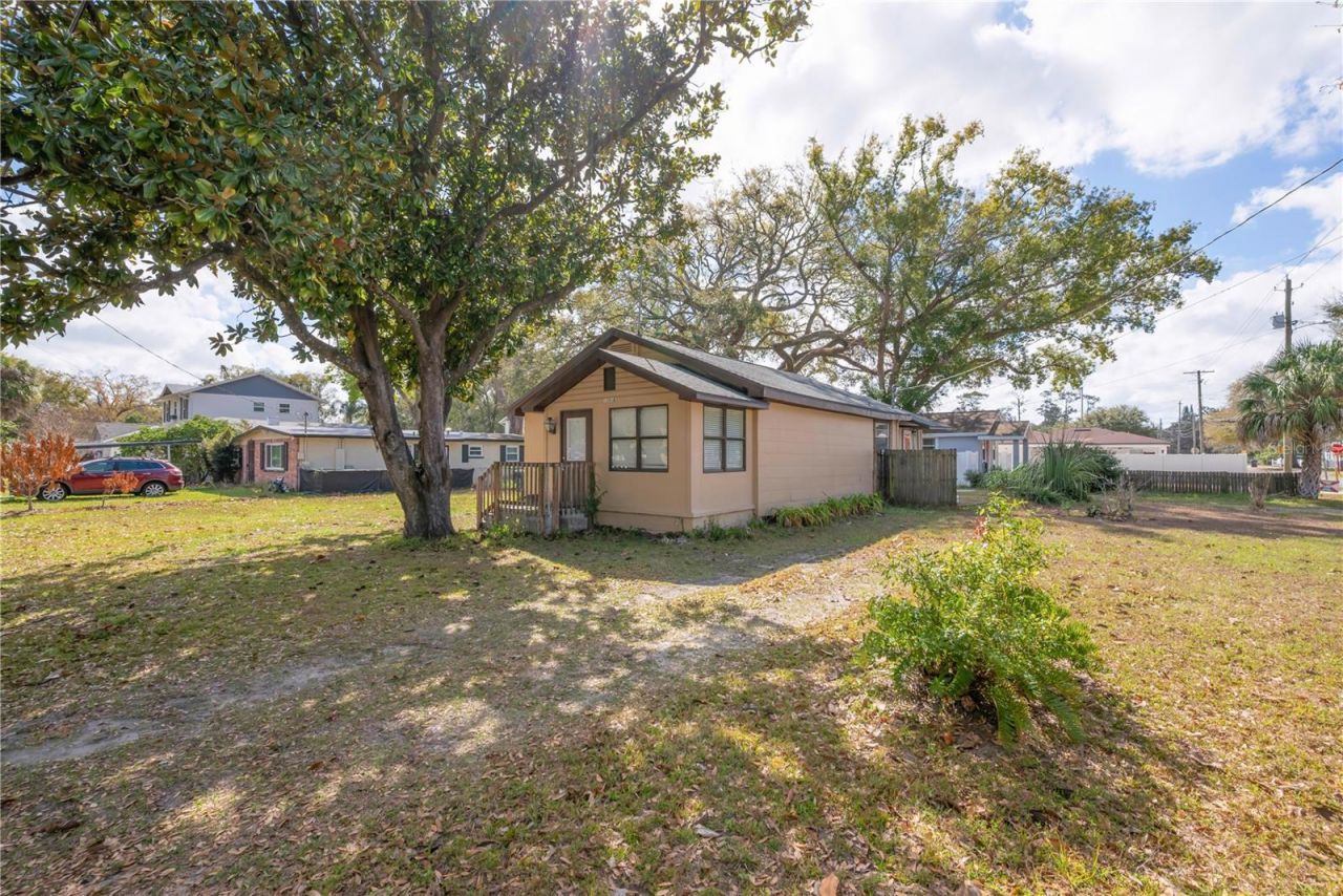 1201 E Norfolk Street, Tampa, FL 33604 Photo